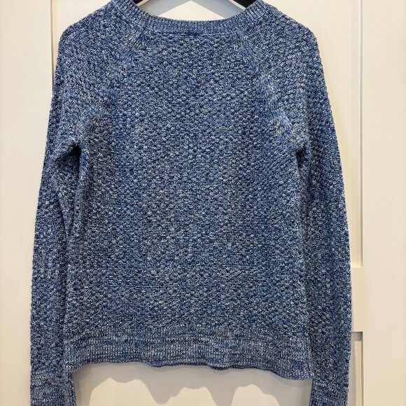 Cozy Blue Textured GAP Sweater - Picture 2 of 4